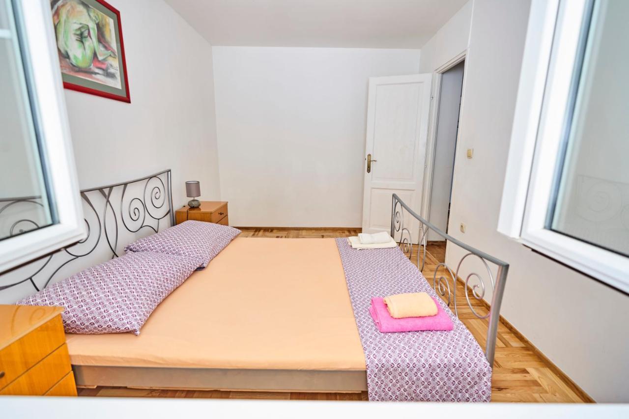 Apartments Milina Omiš Buitenkant foto